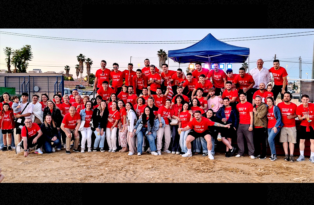 El Olímpico cierra la temporada con una victoria y una gran celebración por el ascenso a Tercera RFEF